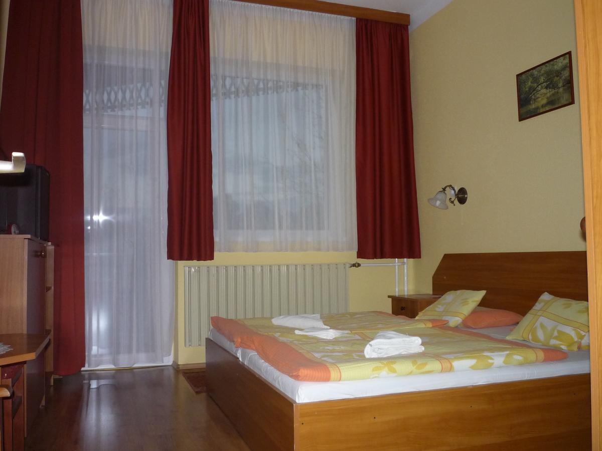 Hableany Hotel Tiszafüred Екстериор снимка